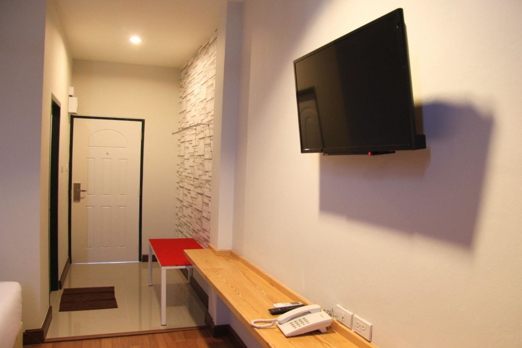 the zell budget hotel buriam