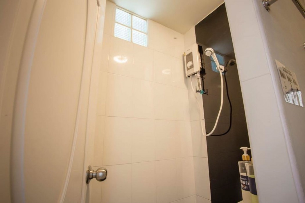 the zell budget hotel buriam