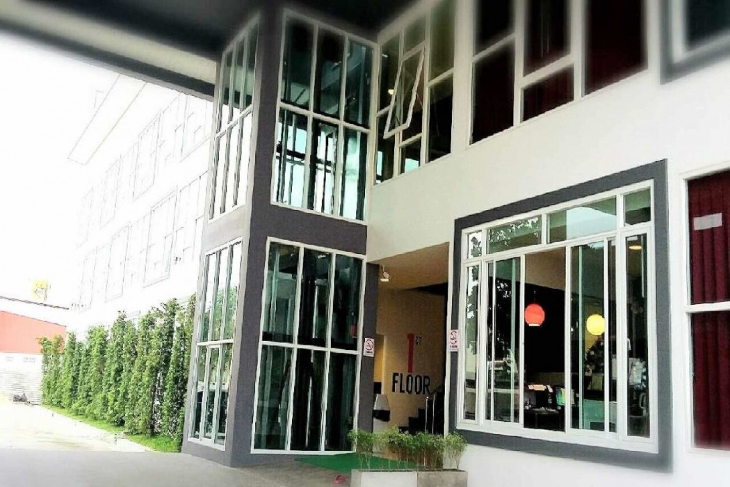 the zell budget hotel buriam