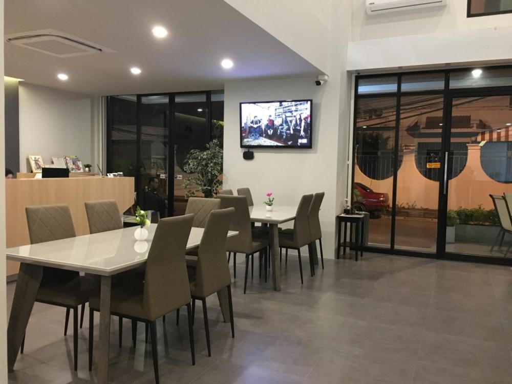 m one residence
