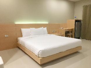 m one residence