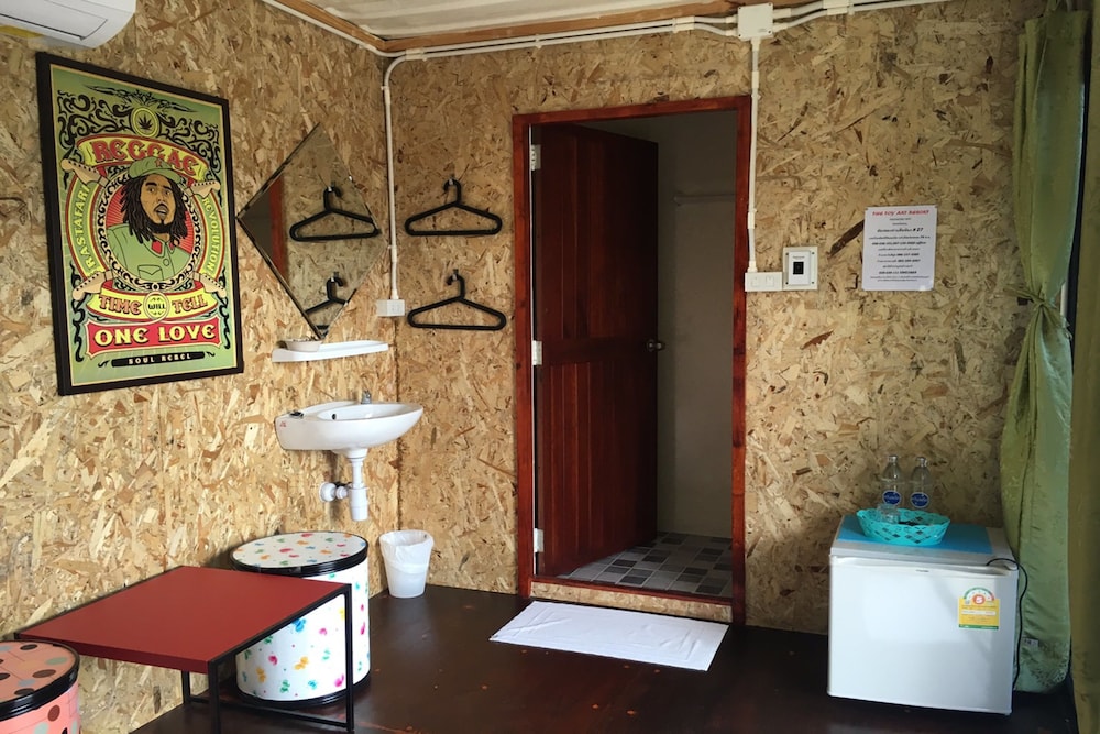 the toy hoteru resort