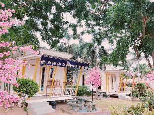 the toy hoteru resort