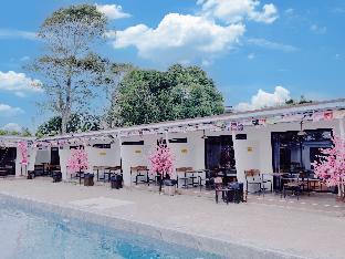 the toy hoteru resort