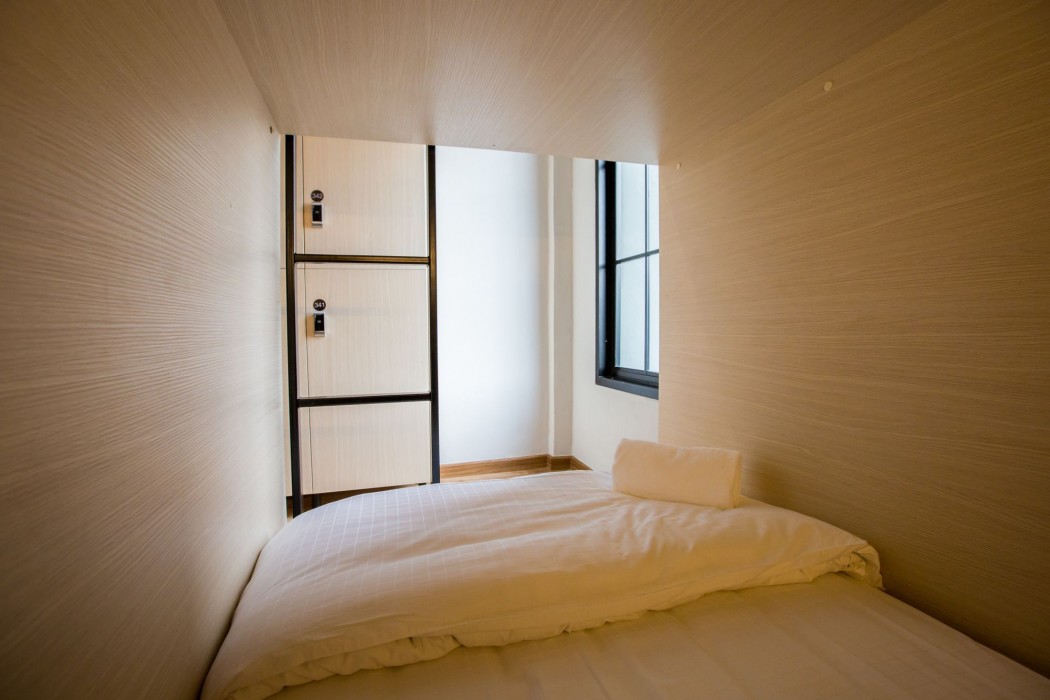 bed to bangkok hostel