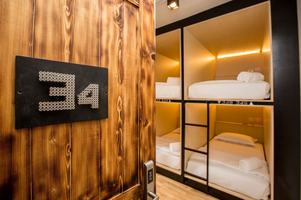 bed to bangkok hostel