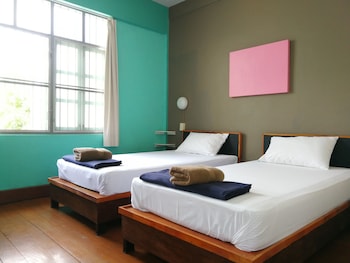 60 bluehouse hostel