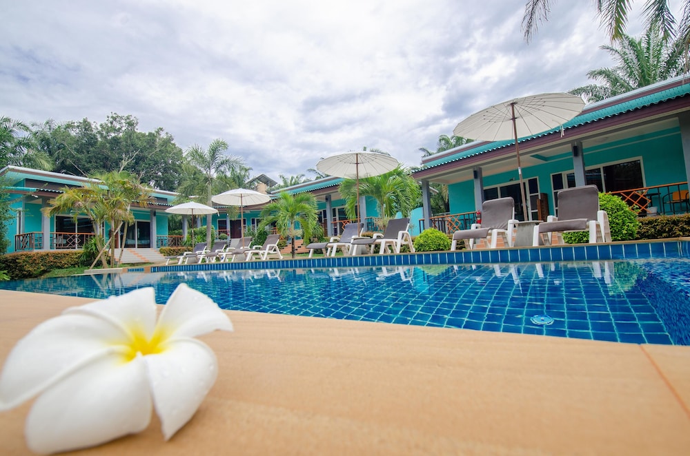 tum mai kaew resort