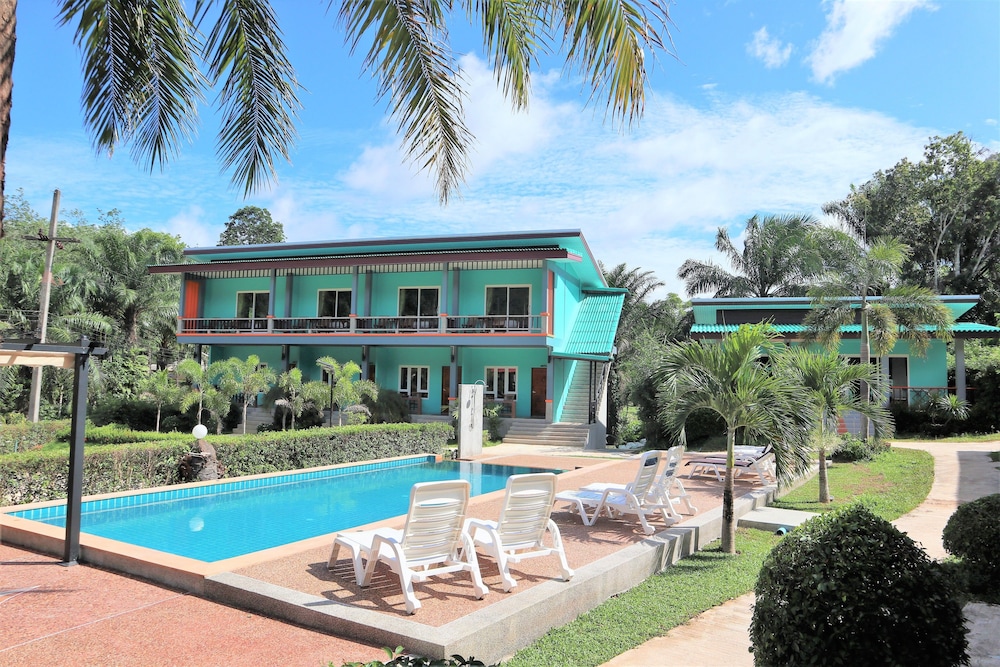 tum mai kaew resort
