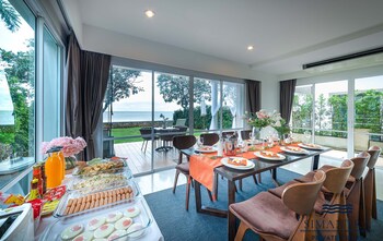 simantra private villas