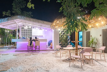 Peggy's Cove Resort,Chao Lao Beach>>Chanthaburi,4 star