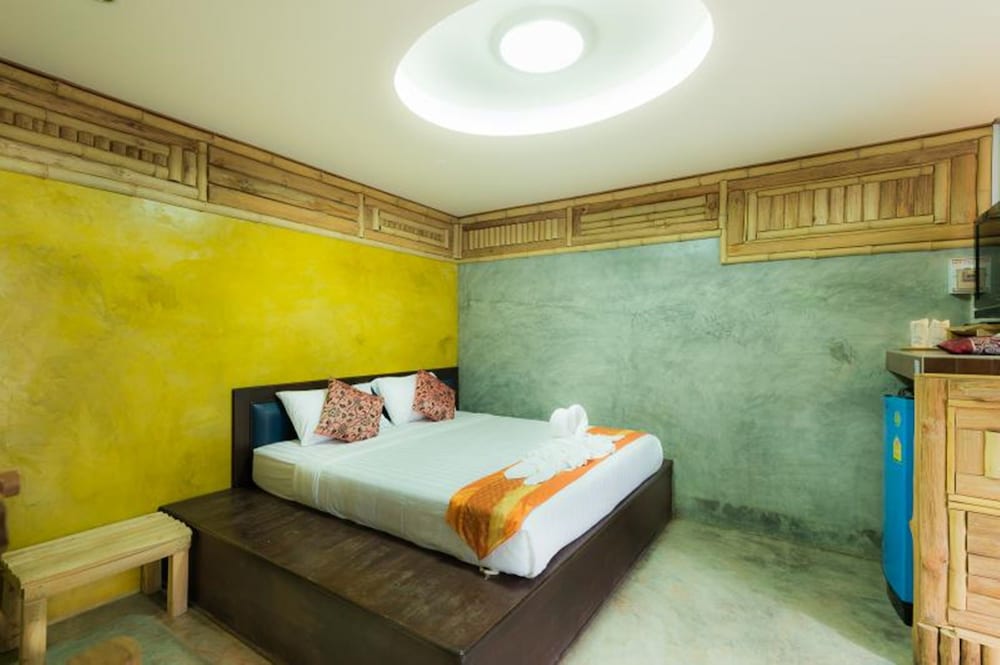 riverpool resort