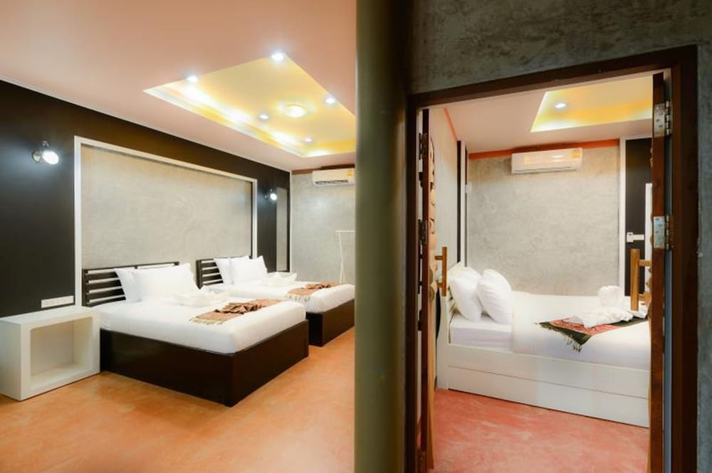 riverpool resort