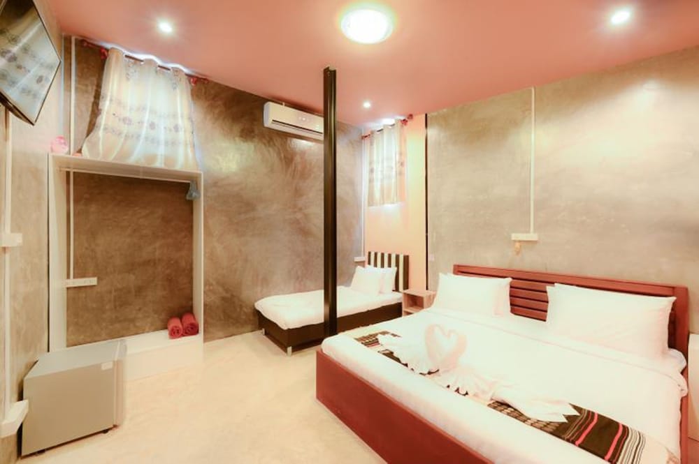 riverpool resort