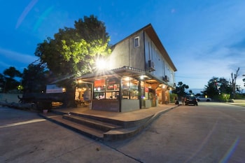Riverpool Resort,Ban Tai>>Ban Chuk Kum,3 star