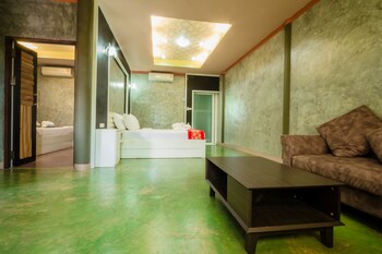 riverpool resort