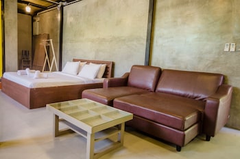 riverpool resort