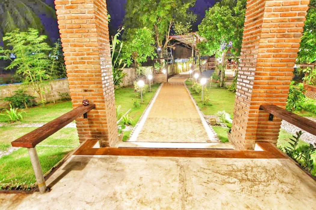 above the sea guesthouse