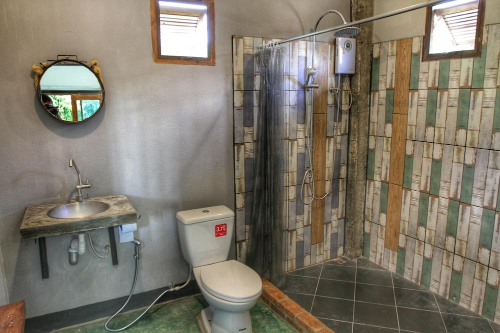 above the sea guesthouse