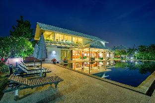 huahin condotel and resort taweeporn