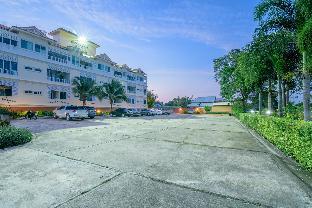 huahin condotel and resort taweeporn