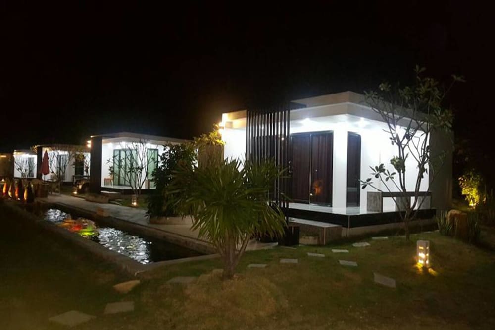 yamadaya beach resort