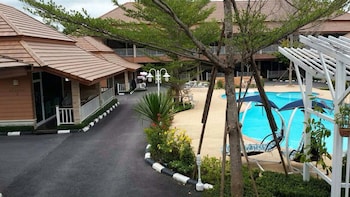 Baandara Resort Saraburi,Near Adisorn Golf Course,3 star