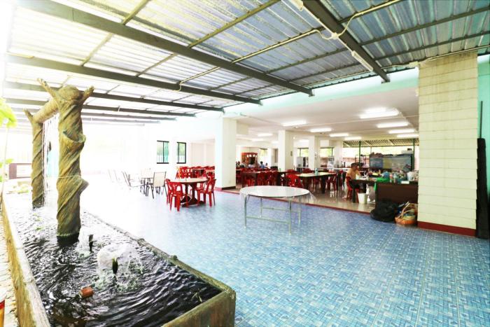 eden garden resort