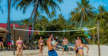 infinity beach club hostel