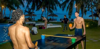 infinity beach club hostel