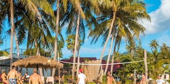 infinity beach club hostel