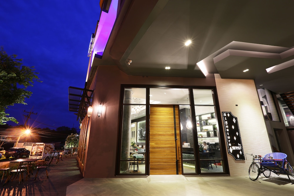 hatyai signature hotel