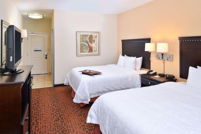 hampton inn pecos