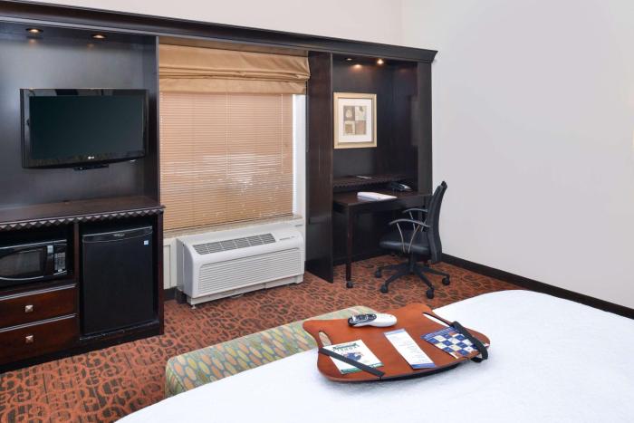 hampton inn pecos