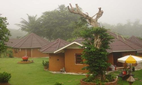 baandin huaiphung resort