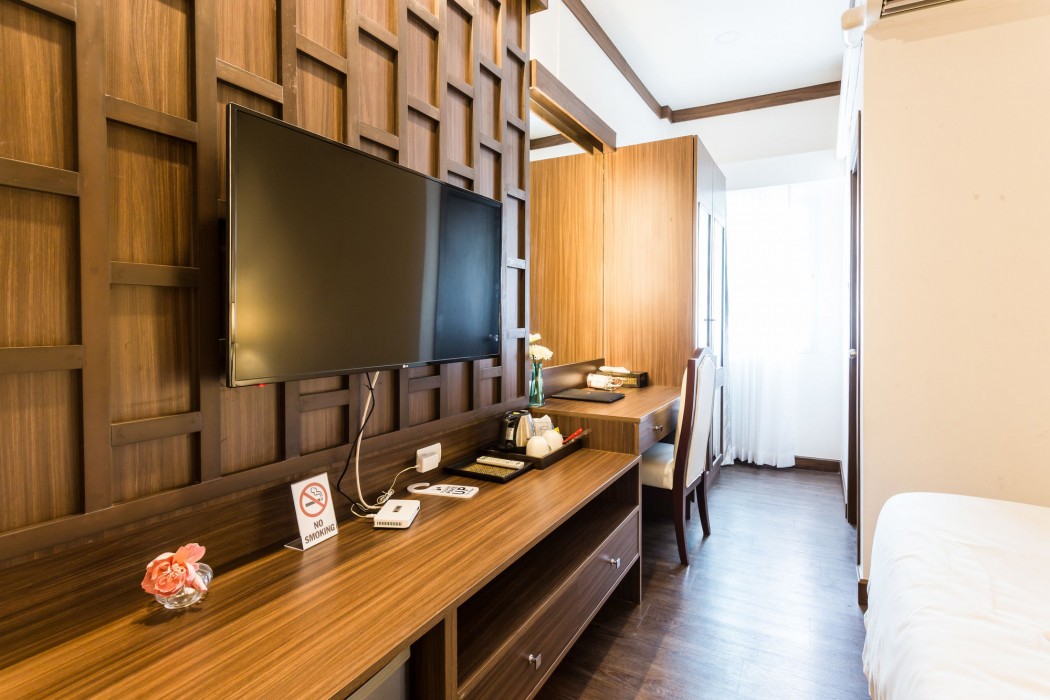 the wing lanna hotel