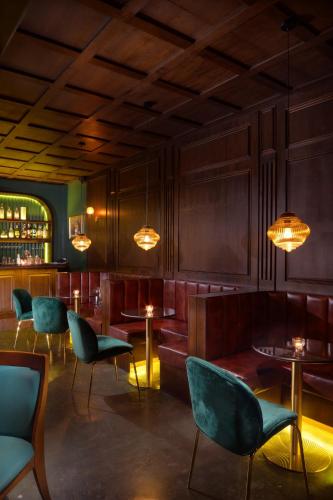 the wing lanna hotel