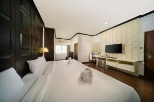 the wing lanna hotel