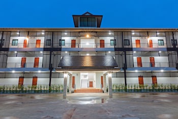 Samrong Garden Resort,Mu Mon>>Mak Khaeng,3 star