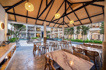 ai pai hotel