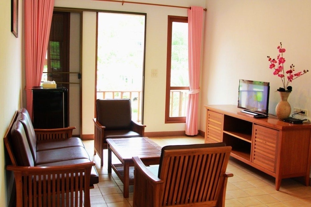 thongsathit hill resort khao yai