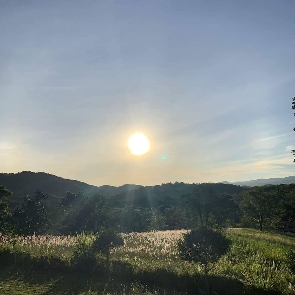 thongsathit hill resort khao yai