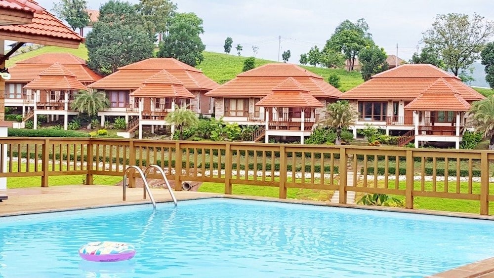 thongsathit hill resort khao yai