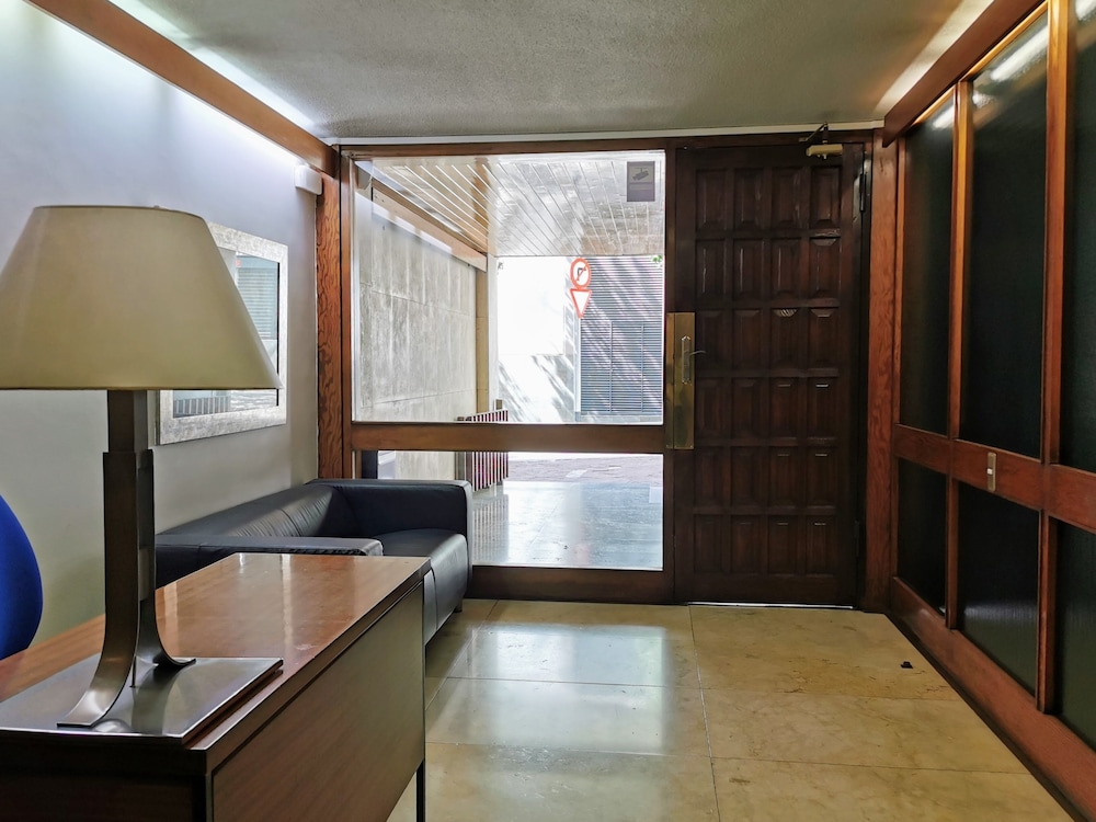 barcelona city street hostal