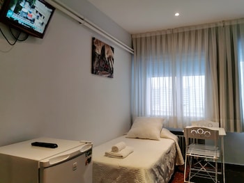 barcelona city street hostal