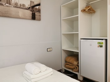 barcelona city street hostal