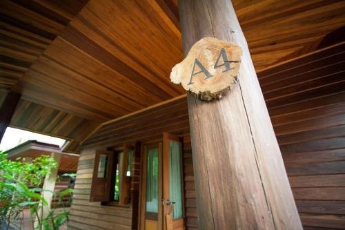 Karina Resort Chiang Mai,San Kamphaeng>>Chiang Mai,3 star