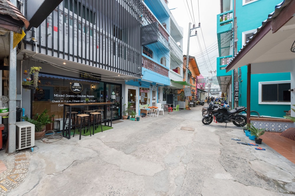 hip hostel