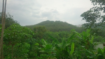 Phusambig Resort,Near Farang Beach,3 star