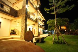 p n gold resort